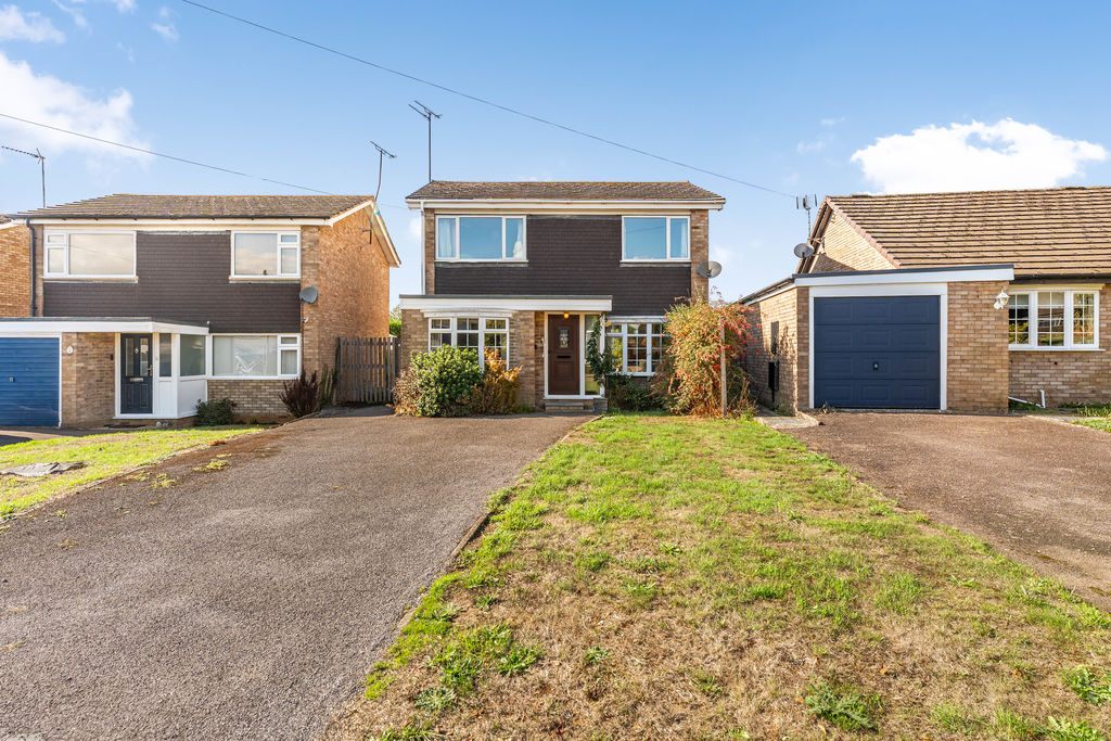 Cherrys Close Bloxham